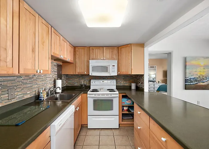 2 Bedroom Ocean View With Outdoor Pool! Сasa de vacaciones